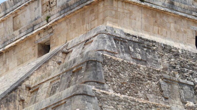 chichenitza415